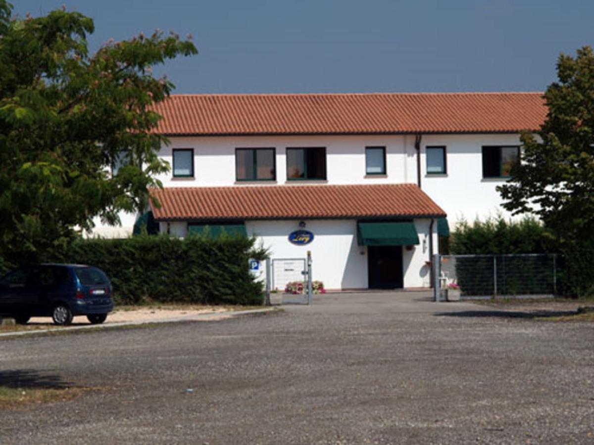 Hotel Lory Ficarolo Kültér fotó